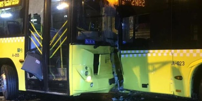 Sarıyer'de İETT otobüsleri çarpıştı: 4 yaralı