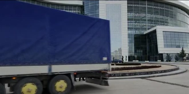 Türkiye'den Ukrayna'ya yardım tırları sevk ediliyor