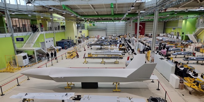 Sel�uk Bayraktar payla�t�: K�z�lelma yola ��kt�