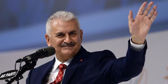'Hedefimiz dünyanın parmakla gösterilen ülkeleri arasına Türkiye'yi sokmak'