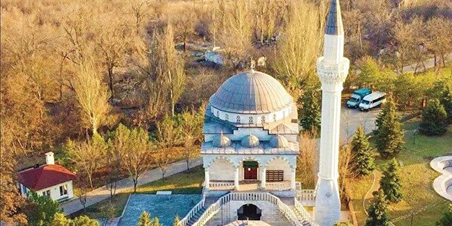 Mariupol'deki 110 Trk Kanuni Sultan Sleyman Camii'ne snd