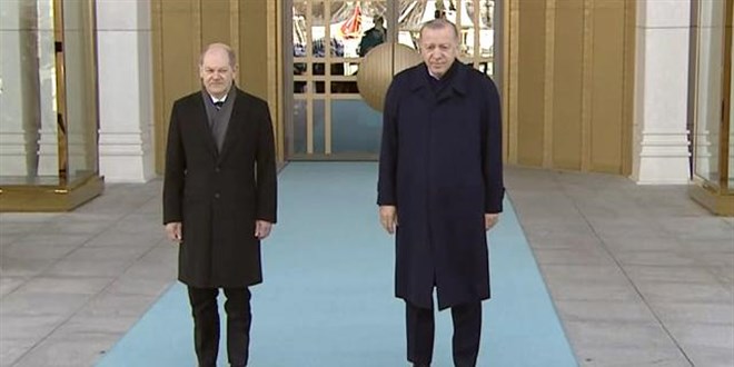 Almanya �ans�lyesi Scholz Ankara'da