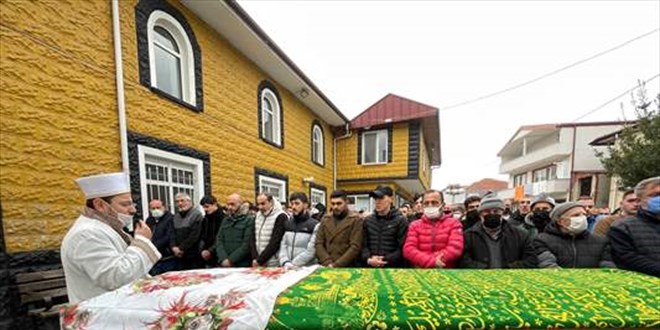 Eşinin tüfekle vurduğu kadın 25 günlük yaşam mücadelesini kaybetti