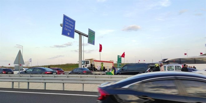 Cumhurbaşkanı ücretsiz olacak dedi, herkes köprüye akın etti