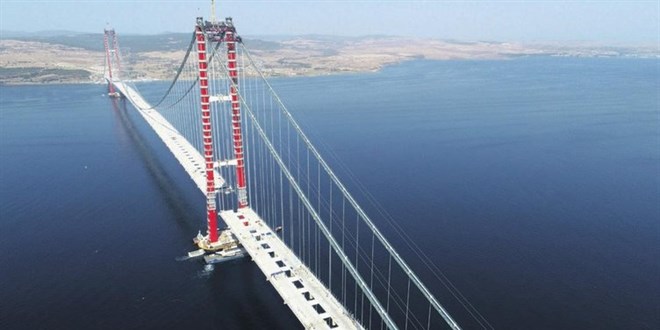 Ünlüler '1915 Köprüsü' hakkında ne dediler?
