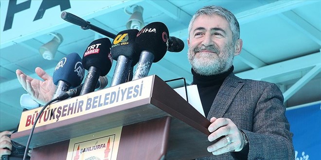 'Yatırımcıya bürokratik engeller çıkaranların önünde duracağız'