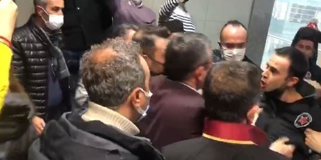 Boğaziçi Üniversitesindeki olaylara ilişkin davanın duruşmasında gerginlik
