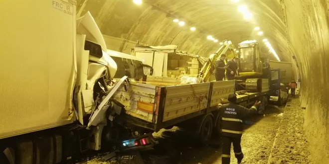 Bolu Dağı Tüneli'nde 18 aracın karıştığı kazada yeni gelişme