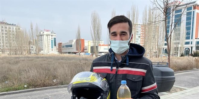 Çektiği videodan sonra adı '1 litre benzin' oldu