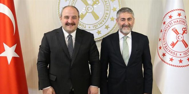 Bakan Varank'la görüşen Bakan Nebati'den paylaşım: Müjdelerimiz yakında