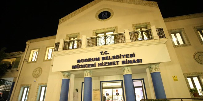 Bodrum Belediyesinde KOM ekiplerince evrak incelemesi yapıldı