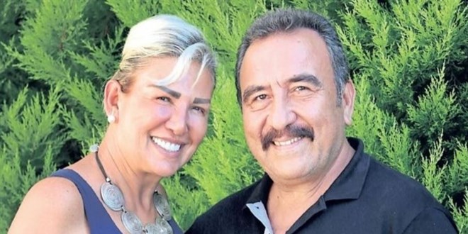 Ünlü sanatçının eşine dolandırıcılık şoku! '120 liralık kargo borcunuz var' dediler