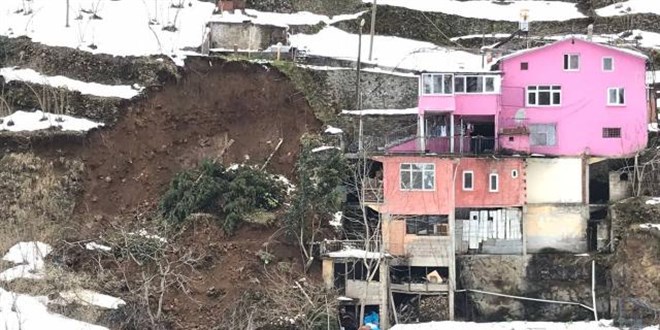 Karadeniz'de sel ve heyelan riski arttı: Kritik 5 ay uyarısı