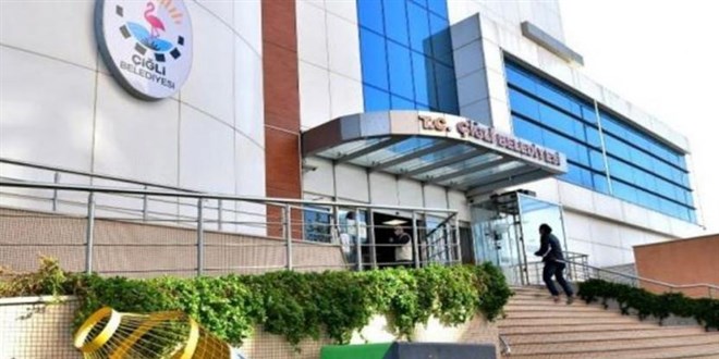 Çiğli Belediyesi Belediye Meclis Üyesi kalp krizinden hayatını kaybetti