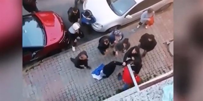 Küçükçekmece'de taciz iddiasına dayak