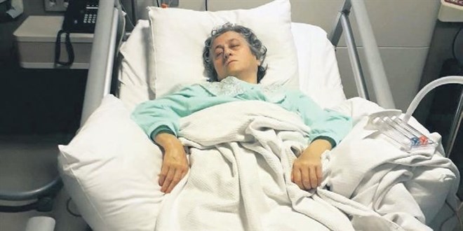 Kolonoskopi çekerken bağırsağını patlattılar