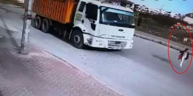 Köpekten kaçarken kamyon çarpmıştı: Küçük Mahra'dan üzücü haber!