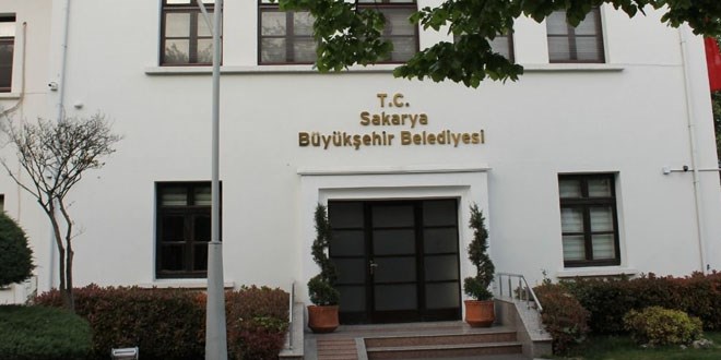 Sakarya Büyükşehir'de kadrolu işçilere yüzde 60 zam
