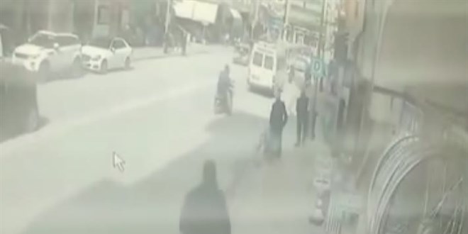 Kadın polisi kaput üzerinde sürükleyen sürücü tutuklandı