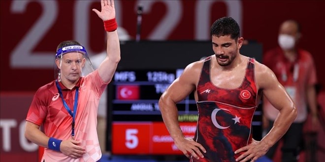 Taha Akg�l 9. kez Avrupa �ampiyonu oldu