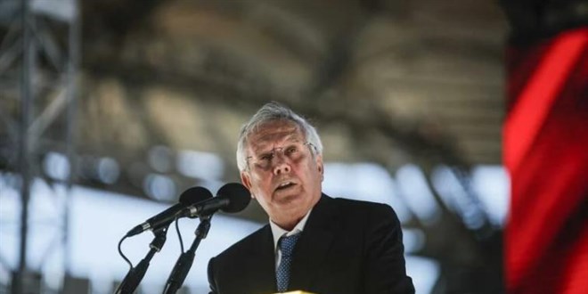 Aziz Yıldırım ameliyat oldu