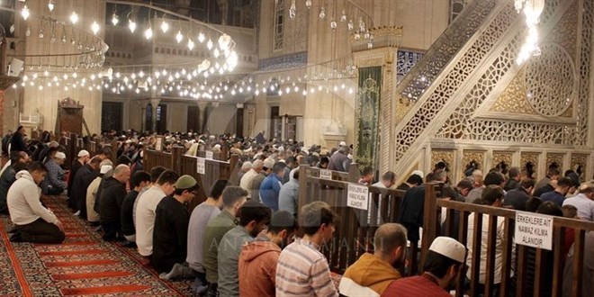 88 yıl sonra Ayasofya'da teravih namazı kılınacak