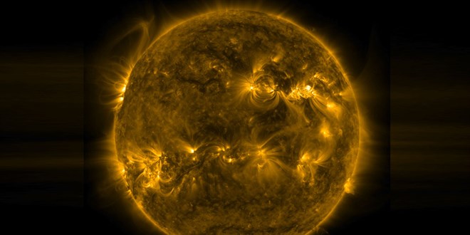 Güneş'teki patlamaların yayılma anı NASA tarafından görüntülendi