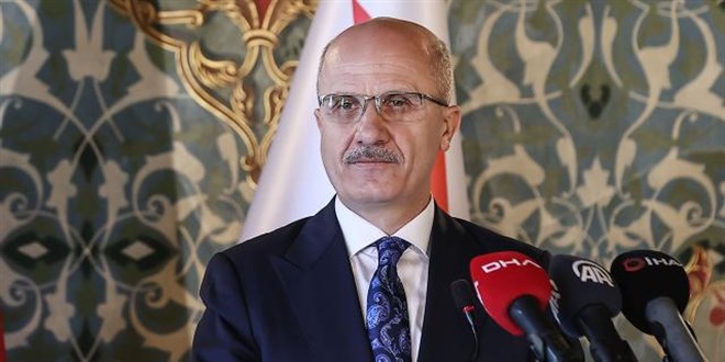 'Türk üniversiteleri, herkesin elini kolunu sallayarak okuyabildiği kurumlar değil'