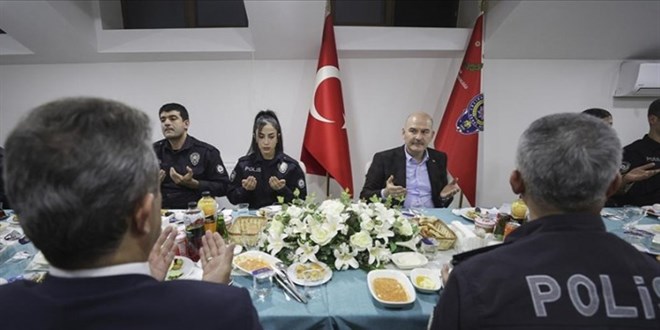 Soylu polislerin görev süreleri ve atamalarla ilgili yeni çalışmayı açıkladı