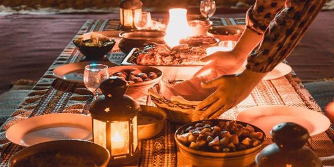 Türkiye'de ilk iftar Şemdinli'de yapıldı