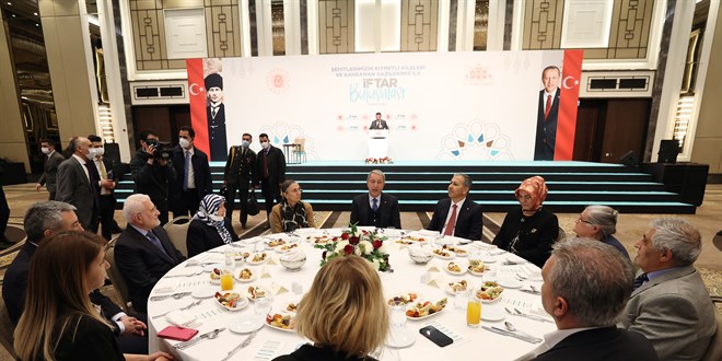 İstanbul'da şehit aileleri ve gaziler iftarda buluştu