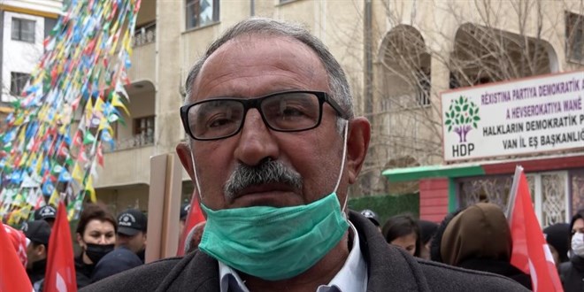 Evlat m�cadelesi veren baba: Biz a�larken HDP'liler d���n yap�yor