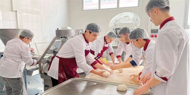 Meslek liseliden her gün 190 bin pide