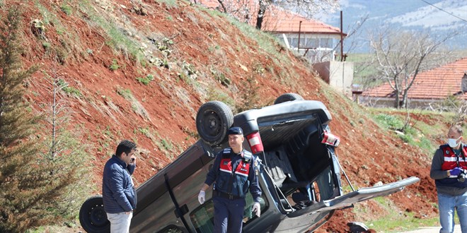 Denizli'de kaza; yurt müdürü ile aşçı hayatını kaybetti
