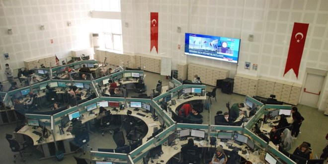 İzmir'in çalışkan arıları: 112 Acil Çağrı Merkezi