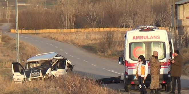 Bitlis'te feci kaza: 4 ölü, 25 yaralı