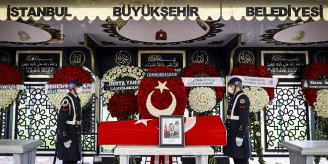 ehit Astsubay Burak ahin, topraa verildi