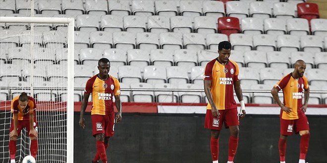 Galatasaray, 117 yıllık tarihinde daha kötü bir senaryoyla karşılaşmadı