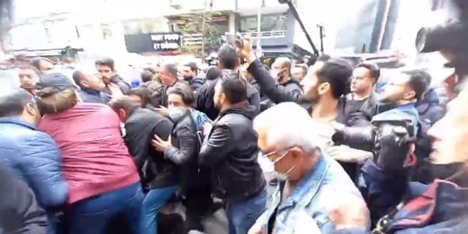 Kadıköy'deki protestoda polisten HDP'li milletvekiline tepki: Bana şerefsiz diyemezsiniz
