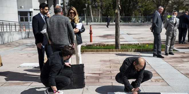 TBMM yerle�kesine bah�e satran� tak�m� kuruldu