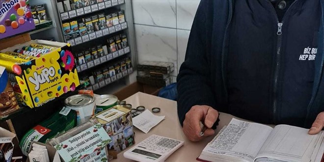 MÜSİAD üyeleri bakkalların borç defterini kapattı