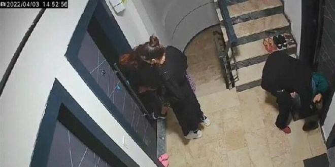 Evlere ayakkabı koklayarak giren hırsız: Kokuyorsa yeni geldiğini anlıyoruz