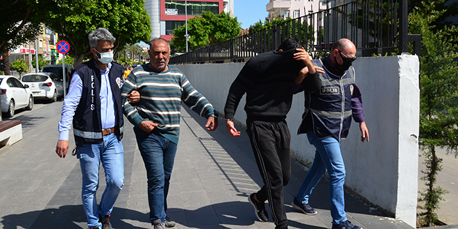 Hastane güvenlik görevlisini darbeden baba ile oğlu gözaltında
