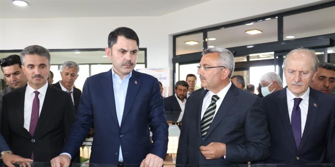 Bakan Kurum: Cumhuriyet tarihimizin en byk deprem dnmn balattk