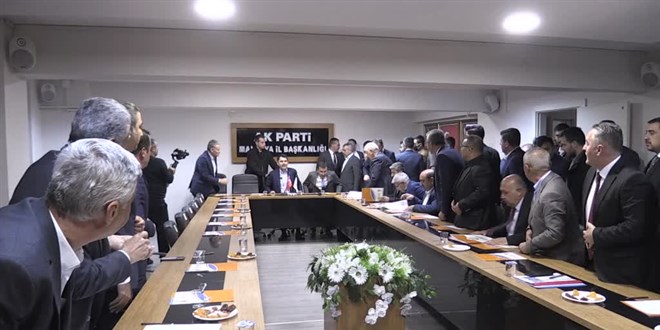 Bakan Kurum, Malatya'da partililerle buluştu