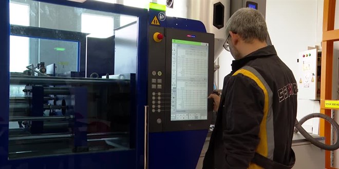 Başkentteki meslek lisesi elektronik kart üretimiyle öne çıktı