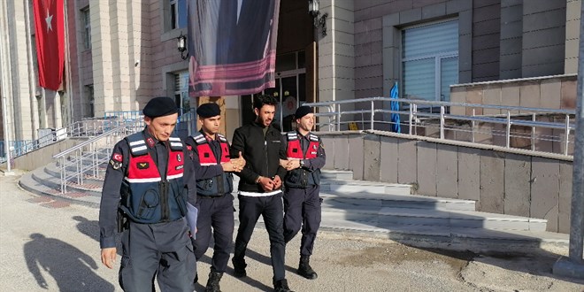 Denizde cesedi bulunan kişiyi öldürdüğünü itiraf eden şüpheli Konya'da teslim oldu