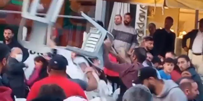 DEVA Partisi iftarında kavga: Sandalyeler havada uçuştu
