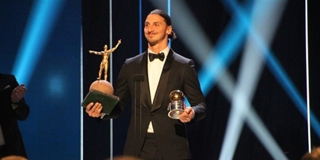 Zlatan İbrahimovic'e ' Yılın En İyi Yabancı Sporcusu' ödülü verildi