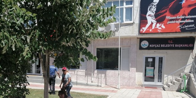 Kofaz Belediyesinin CHP'li Meclis yesi grevden uzaklatrld